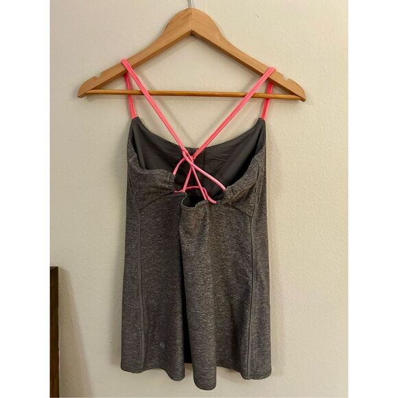 NWOT Lululemon Dancing Warrior Tank Size 8 - Picture 4 of 8
